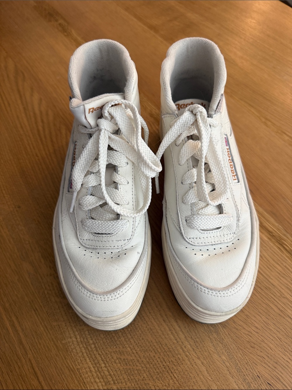 Reebok Cream Sneakers